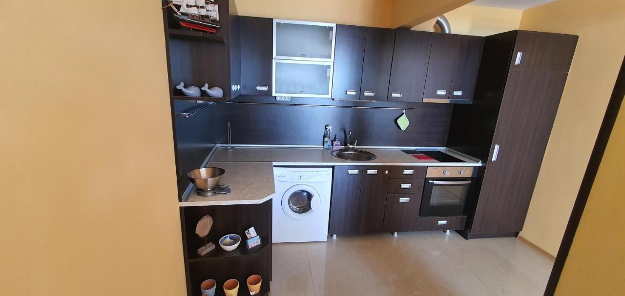 Alex Beach Apartment Sveti Vlas Bagian luar foto