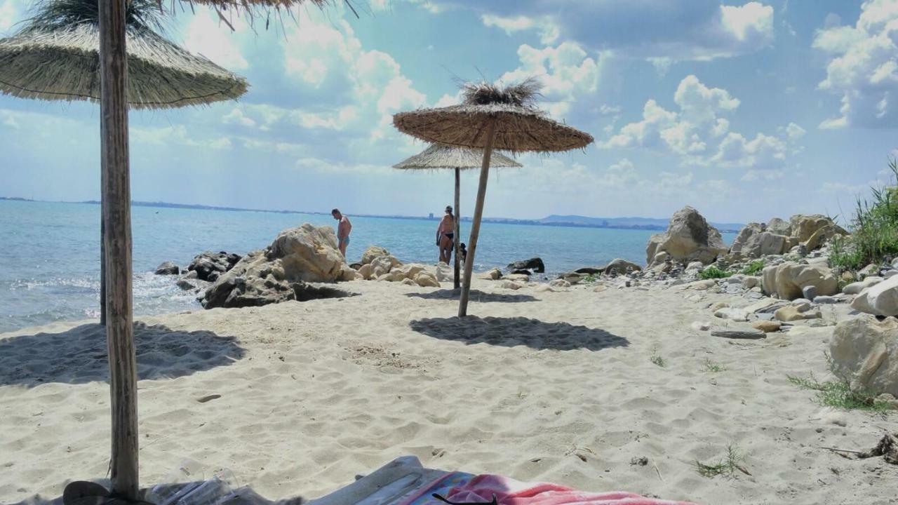 Alex Beach Apartment Sveti Vlas Bagian luar foto